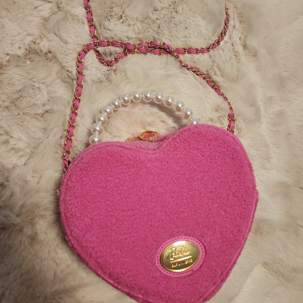 Barbie Heart Figural Crossbody Bag - Picture 6 of 8